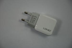 Сетевая USB зарядка LDNIO A2202 на 2 выхода USB (2.4А)